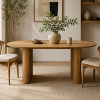 Schwarzer Gerillter Sockel Moderner Ovaler Esstisch Mattschwarzes Holzmaserungsfurnier MDF Fester Esstisch für Apartment Wohnmöbel
