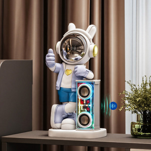 Altavoz Creativo con Forma de Astronauta, Adorno de Escritorio de Resina, Diseño Contemporáneo, Decoración Irregular para el Hogar, Oficina, Estudio, Regalo de Inauguración - Product Image 1