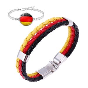 Ensemble de produits personnalisés pour fans de clubs européens : Maillot de football, écharpe de football sublimée, bracelet et bâton gonflable - Product Image 6