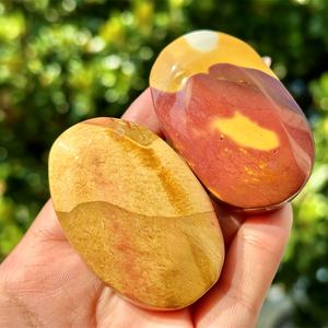 Piedra de Mookaite Pulida de Forma Ovalada, Cristal Natural para Sanación Espiritual, Decoración del Hogar y Regalos Navideños, Venta al Por Mayor - Product Image 1