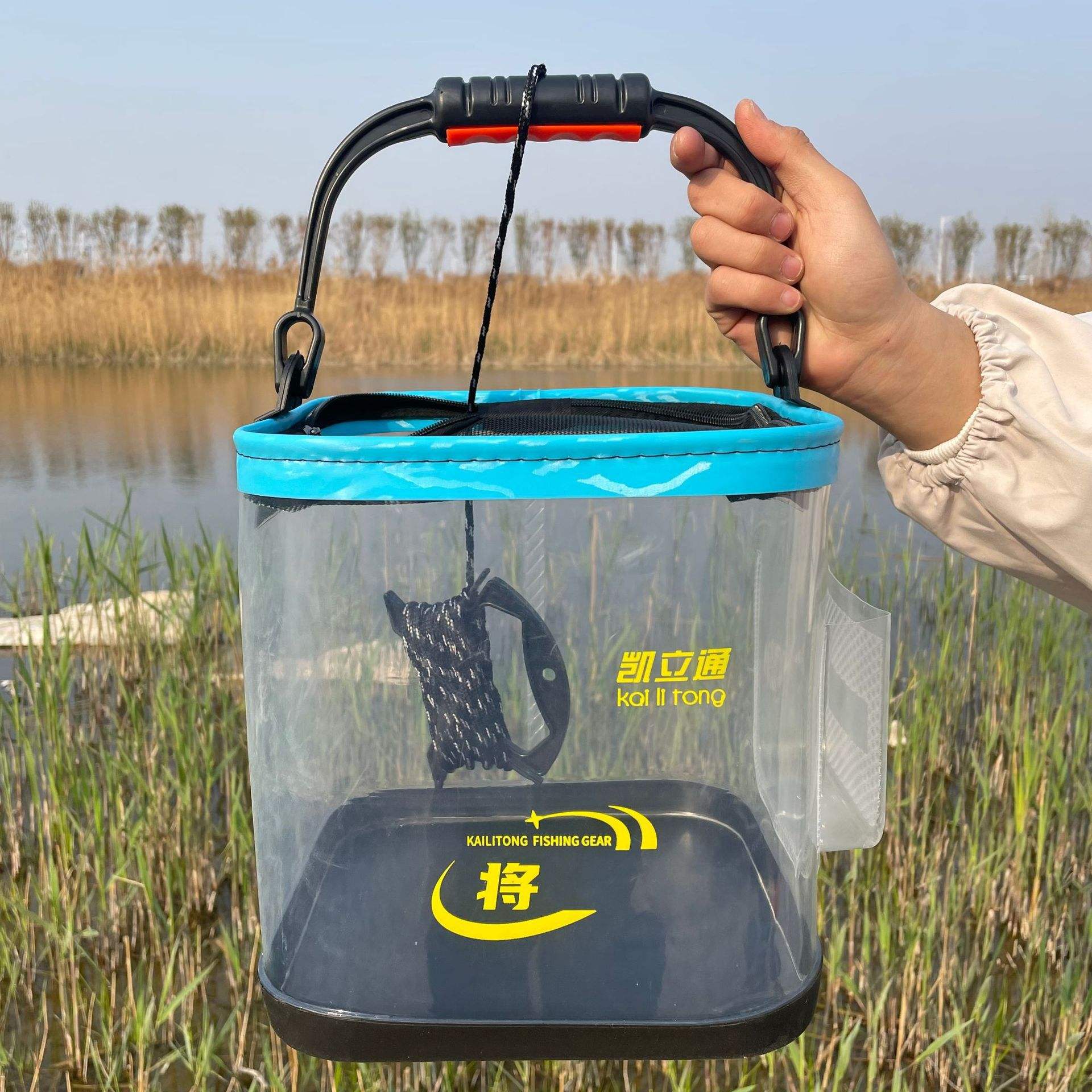 ฟ้าคราม