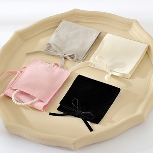 Manufacturers Wholesale Custom Size LOGO Design Bow <b>Envelop</b> Microfiber Luxury Double-Sided Flannel Jewelry Storage Pouch - Product Image 1