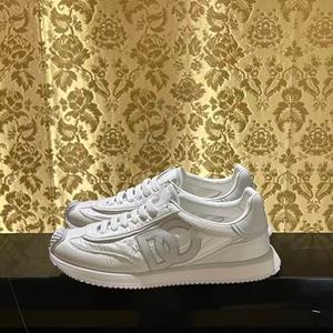 Sneakers de haute qualité pour hommes et femmes, avec détails plissés, Dolcegabbaas-dgs, ajustement confortable, adaptées à une utilisation en extérieur - Product Image 6