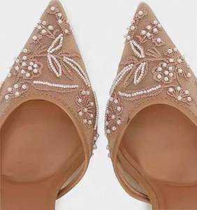 Sandalias de Tacón Alto con Cuentas de Cristal Bordadas para Mujer, Diseño de Punta en Pico con Decoración de Cuentas - Product Image 1