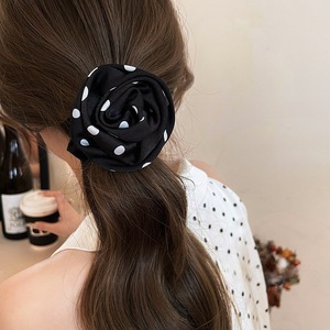 Nieuwe <span class=keywords><strong>Polka</strong></span> <span class=keywords><strong>Dot</strong></span> Hair <span class=keywords><strong>Scrunchies</strong></span> Zwart En Wit Bloem Haar <span class=keywords><strong>Scrunchies</strong></span> Mode Haaraccessoires Voor Vrouwen - Product Image 3