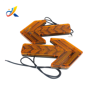 Véhicule léger de signalisation Arrow Sanitation avec clignotant LED ambre pour avertissement d'ingénierie, indication de direction et pulvérisation sur camions à ordures - Product Image 4