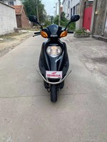 Scooter/Moto à transmission automatique avec une grande efficacité énergétique et une excellente qualité, équipée d'un moteur de 100 cm³, exportable