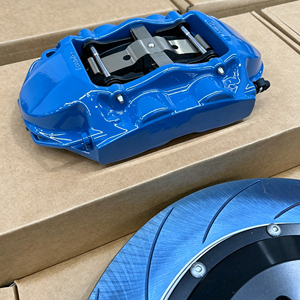 คาลิปเปอร์เบรคและ GT4 <span class=keywords><strong>GT6</strong></span>เบรกแบบปรับแต่งได้พร้อมดิสก์เบรกและผ้าเบรกสำหรับ BMW F39 34116860267 34116860268โรงงานสูง - Product Image 6