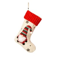 Chaussettes de Noël décoratives en peluche Rudolph sans visage, sacs cadeaux et ornements d'arbre de Noël en provenance de Chine