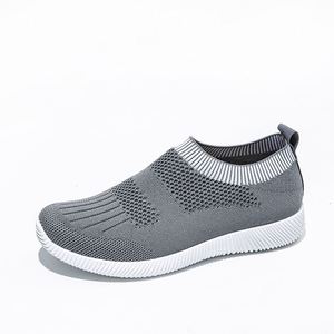 MHK47 Hot Selling Outdoor <b>Sneakers</b> Lightweight <b>Slip</b> <b>on</b> Flat Walking Women's Sport Shoes - Product Image 4