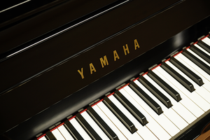 Instrumentos de teclado musical usados Yamaha YU3 verticales modelo 1997 a 2001 para pianistas - Product Image 2