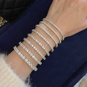 สร้อยข้อมือ/สร้อยคอแบบเทนนิสทรงกลมเจียระไนแบบเหลี่ยมคมกริบ ชุบทอง 18K เงินแท้ 925 พร้อมใบรับรอง GRA ประดับเพชรโมอิสซาไนต์ VVS สไตล์ฮิปฮอป - Product Image 3