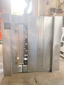 עצמאי עצמי נעילת זנב ארוך או קצר פלסטיק זנב רחב פה PET Preform עובש שנעשה על ידי P20 ו S136 פלדה עם התקשות - Product Image 6