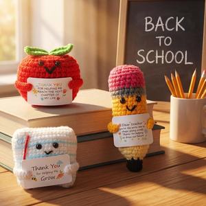 Lápiz de ganchillo hecho a mano con forma de manzana, con tarjeta de agradecimiento por ayudarme a crecer, muñeco de punto emocional, regalo para profesores. - Product Image 3