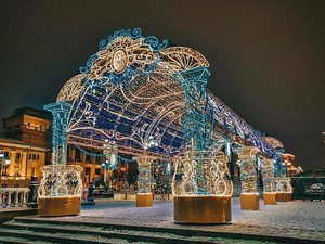 Iluminación LED IP65 personalizada para uso en interiores, luces de arco para fiestas, bodas y decoraciones navideñas para exteriores. - Product Image 1