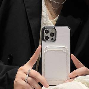 商务风格针叶林图案信用卡手机套聚氨酯皮套适用于苹果手机14 13 12专业版 - Product Image 2