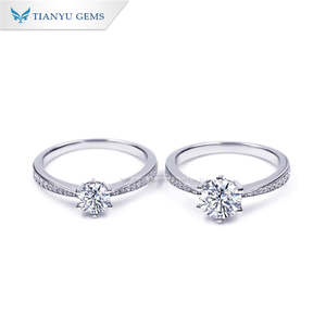 Bague Tianyu en argent S925 avec moissanite 1ct 0.5ct, plaquée platine, bijoux minimalistes de luxe pour fiançailles et demande en mariage - Product Image 2