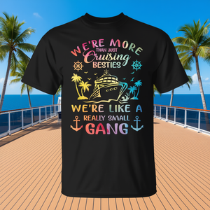 T-shirt Cruising Besties : Nous sommes plus que de simples amis, comme un petit groupe. Conçu pour les voyageurs et les amateurs de croisières. - Product Image 3