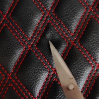 Tissu d'ameublement de voiture en vinyle cuir résistant aux rayures pour sièges de voiture, tissu gaufré brodé matelassé PVC souple rouleaux de cuir