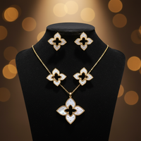 Ensemble de bijoux tendance avec pendentif, boucles d'oreilles et bague en argent plaqué zircon, motif trèfle à quatre feuilles, cadeau de fiançailles, de mariage ou de fête