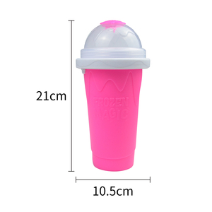 Gobelet Magique pour Slushy Glacé, Quatre Couleurs, en Silicone Alimentaire, pour Préparer des Smoothies DIY - Product Image 3