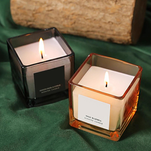 100ml Quadratische Duftkerze - Product Image 1