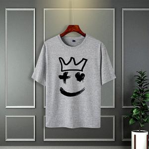 100% โพลีเอสเตอร์สำหรับผู้ชายมาใหม่เสื้อยืดคอกลมทรงหลวมโอเวอร์ไซส์ผ้าโพลีเอสเตอร์180กรัมสไตล์วินเทจพิมพ์ดิจิตอลตัวอักษรสั้นพอดีตัว - Product Image 5