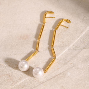 Boucles d'oreilles élégantes pour femmes Bijoux fantaisie Boucles d'oreilles en acier inoxydable longues en perles pour banquet de fête de mariage - Product Image 2