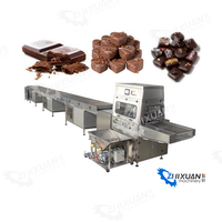 Tunnel de refroidissement de revêtement de gaufrette de crème Petite machine à chocolat d'enrobage Trempe au chocolat Moule Moulage Machine de fusion