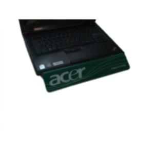 ใหม่ที่กําหนดเองรุ่นขาตั้งจอแสดงผลอะคริลิคสําหรับคอมพิวเตอร์โน้ตบุ๊คพลาสติกทนทานเป็นมิตรกับสิ่งแวดล้อมสําหรับห้างสรรพสินค้า - Product Image 2