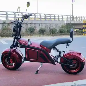 Nuovo Chopper modello M8 3000W Design 30AH scooter elettrici a lungo raggio Citycoco adulto