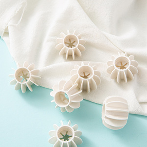 Accessoires pour la maison Machine à laver réutilisable Boule à linge en plastique PP Boules de sécheuse à <span class=keywords><strong>vapeur</strong></span> en silicone durables et écologiques - Product Image 4