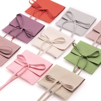 Pochette à bijoux en microfibre suédée avec logo personnalisé, gaufrage, emballage pour montre, estampage à chaud, insert en carton recyclable
