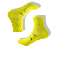 Fabricant de chaussettes athlétiques de compression de badminton de couleur unie pour hommes personnalisées avec votre propre logo pour le cyclisme et la course à pied.