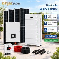 Système solaire compact avec onduleur hybride mural et armoire de batterie empilable pour bureau et entrepôt