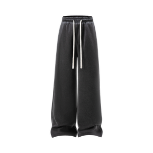 بنطال رياضي رجالي مبطن بالصوف من القطن ثقيل الوزن بقصة أرجل واسعة فضفاضة وتصميم شعار مخصص بتأثير عتيق مغسول - Product Image 2