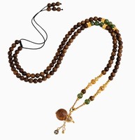 Bracelet et collier ajustables multi-boucles convertibles en perles de prière vintage en bois d'agar et jade Hetian pour collection