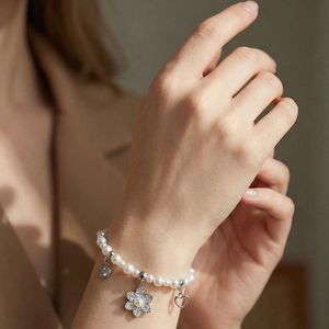 [Hong Kong International Jewellery Show ]Ethereal Spring-Inspired Narcissus Themed Statement <b>Bracelet</b> with Swarovski Pearls - Product Image 5