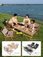Table pliante en alliage de fer pour l'extérieur, design portable pour le glamping, 4 places, pour le camping, les pique-niques, les fêtes, la plage et l'arrière-cour
