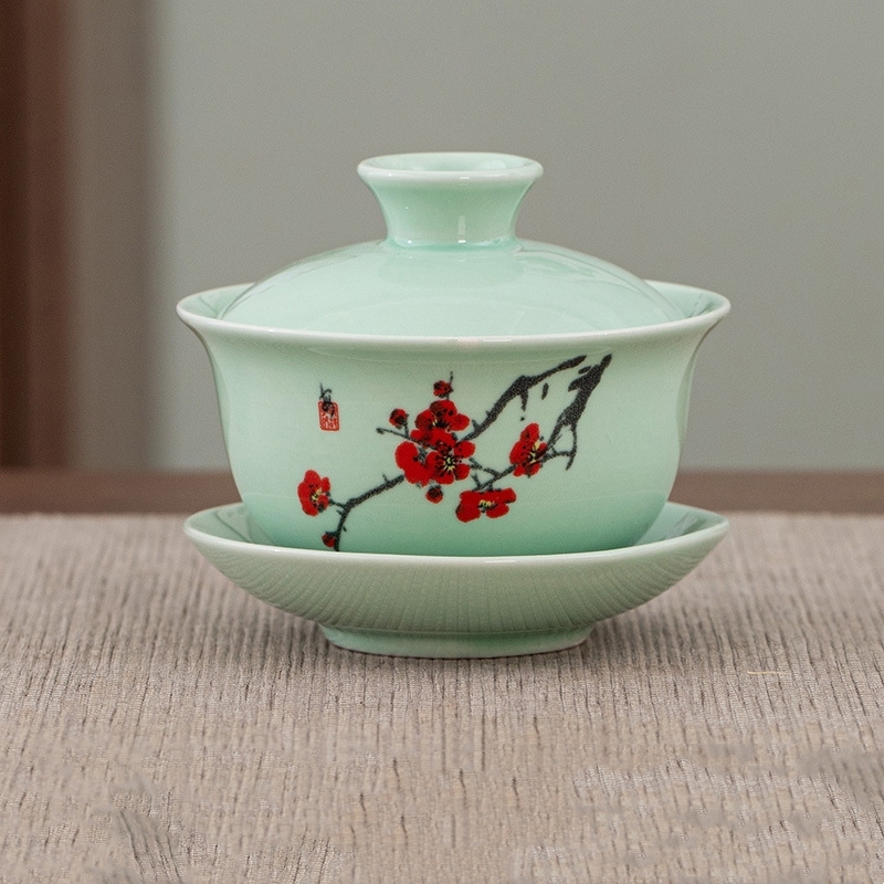 Sukeng ciotola coperta in celadon prugna-blu con prugna rossa