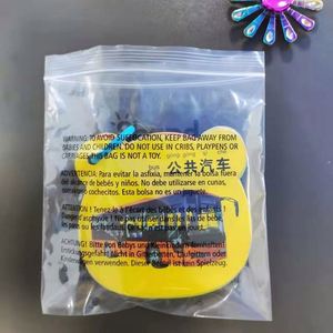 Sacs d'emballage personnalisés en plastique écologique souple avec fermeture éclair pour vêtements et cosmétiques - Product Image 6
