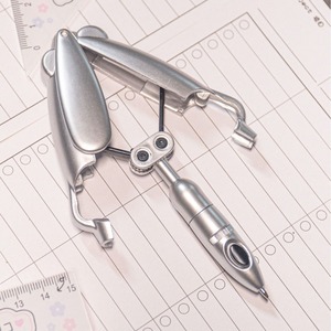 Multifuncional transformar <span class=keywords><strong>calamar</strong></span> forma marea jugar descomprimir papelería creativa prensa rebote transformar robot bolígrafo - Product Image 2