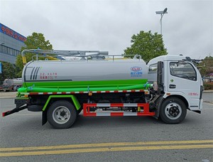Camions de vidange de fosses septiques 8000L à vendre, camion de vidange de fosses septiques 8 tonnes, prix, quatre roues motrices - Product Image 4