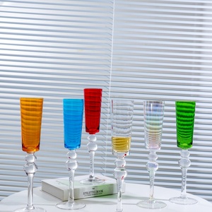 Classico Design a bolle a coste con calice di vetro Champagne alto creativo per <span class=keywords><strong>vino</strong></span> <span class=keywords><strong>e</strong></span> <span class=keywords><strong>acqua</strong></span> classico bicchiere di cristallo - Product Image 1