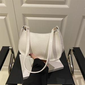 กระเป๋าสะพายไหล่สายเดี่ยวผ้าโพลีเอสเตอร์ลายวินเทจสำหรับผู้หญิง ฤดูใบไม้ผลิ 2026 แฟชั่นใหม่ กระเป๋าใต้วงแขน สไตล์เกาหลี เรียบง่าย - Product Image 6