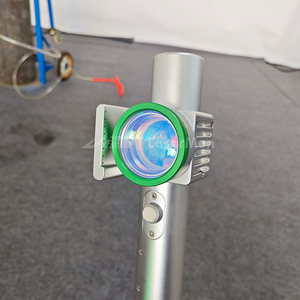 Sistema de Limpieza Láser Pulsado Portátil de 200W para Estructuras de Acero de Barcos, Moldes, Piezas Automotrices, Limpieza de Soldaduras y Restauración de Superficies - Product Image 5