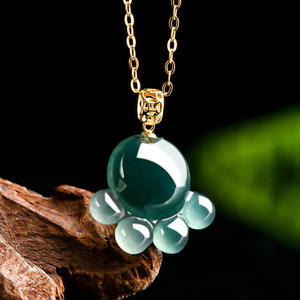 หยกเจไดต์ธรรมชาติสีน้ำเงินรูปอุ้งเท้าแมวน่ารัก จี้หยกฝังทอง 18K เครื่องประดับสำหรับผู้หญิง พร้อมใบรับรอง D173 - Product Image 2