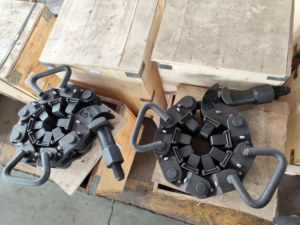 API7k Safety <b>Clamp</b> for Oilflied - Product Image 1