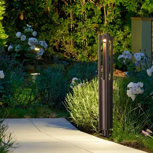 Luz de poste de amarração para paisagem de gramado exterior moderna fácil de instalar, instalação de estacas à prova d'água LED para pátio