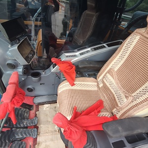 Excavadora Hyundai 330LC-9S de 33 toneladas con cazo de excavación de 1.65m³ de capacidad, equipo pesado usado, pocas horas de trabajo, 1 año de garantía - Product Image 6